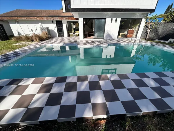 $5,000 | 760 Windtree Way, Wellington, FL 33414