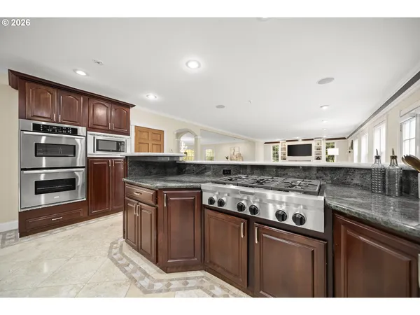 $1,299,000 | 1407 Southwest Walters Drive, Gresham, OR 97080