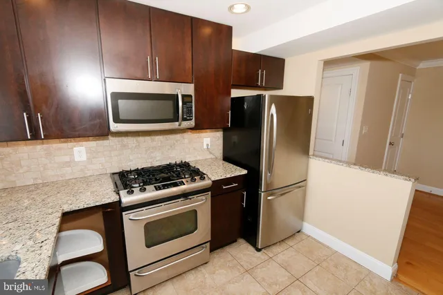 $2,200 | 1901 Lincoln Road Northeast, Unit 303, Washington, DC 20002
