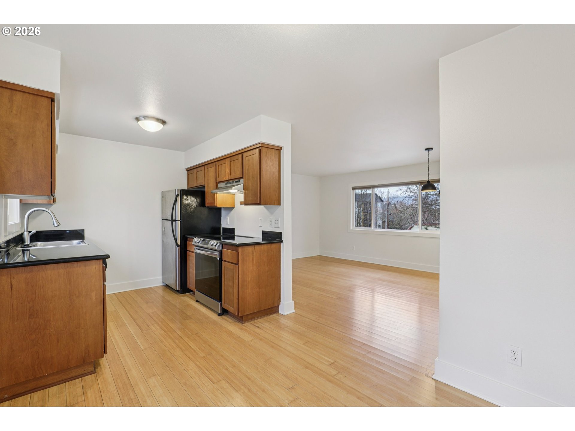 2301 Southeast Caruthers Street Portland, OR 97214 - Photo 16 of 35