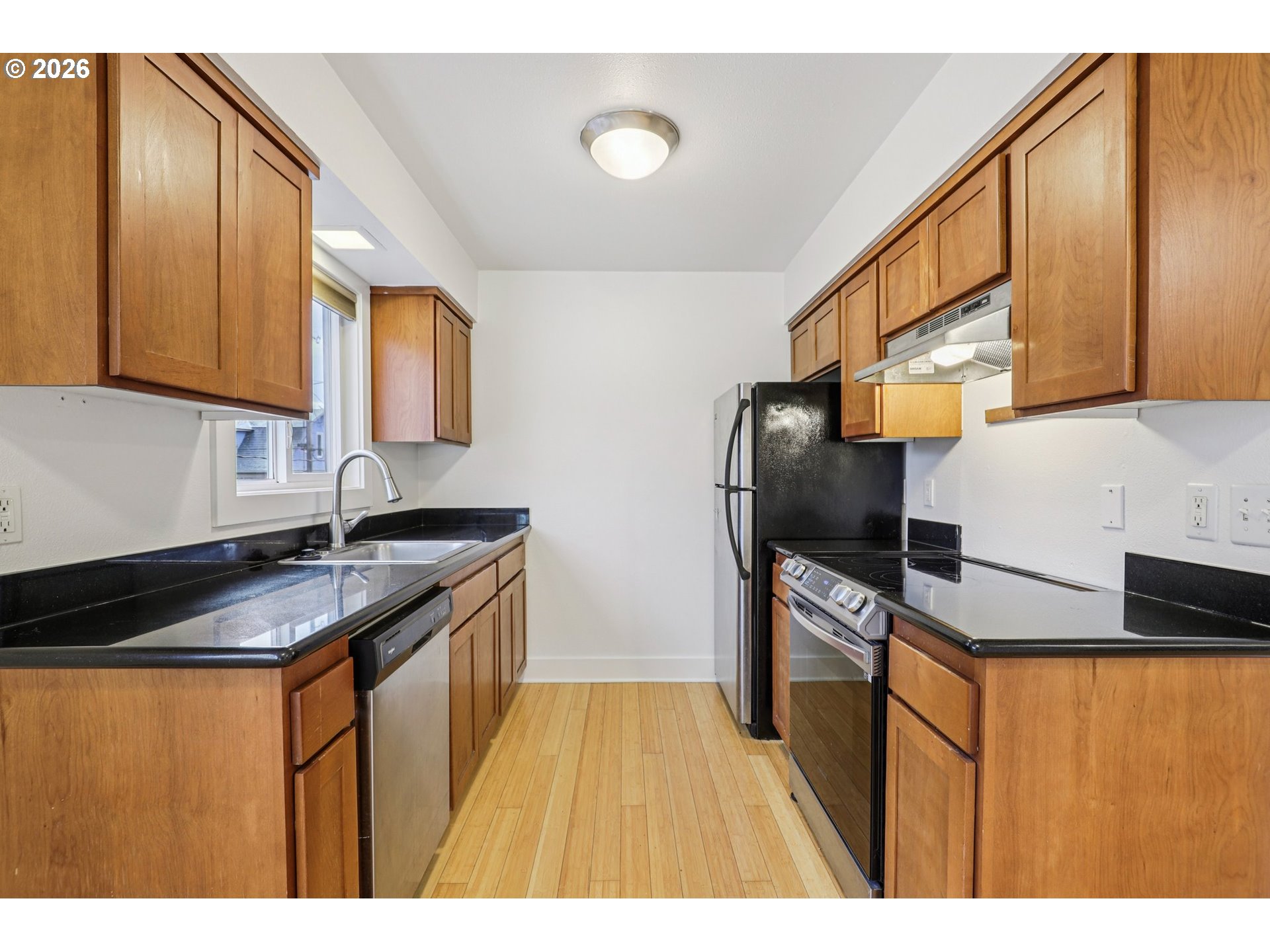 2301 Southeast Caruthers Street Portland, OR 97214 - Photo 18 of 35