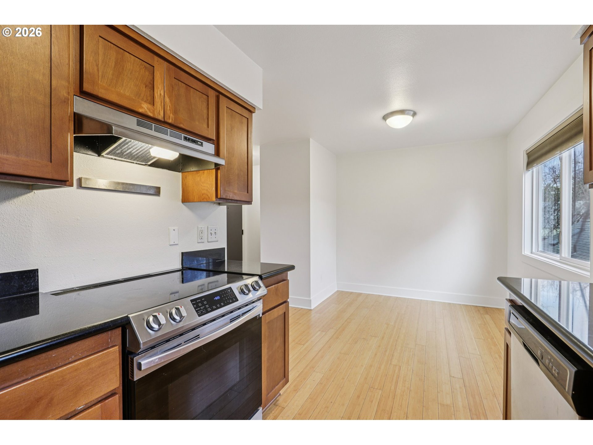 2301 Southeast Caruthers Street Portland, OR 97214 - Photo 20 of 35