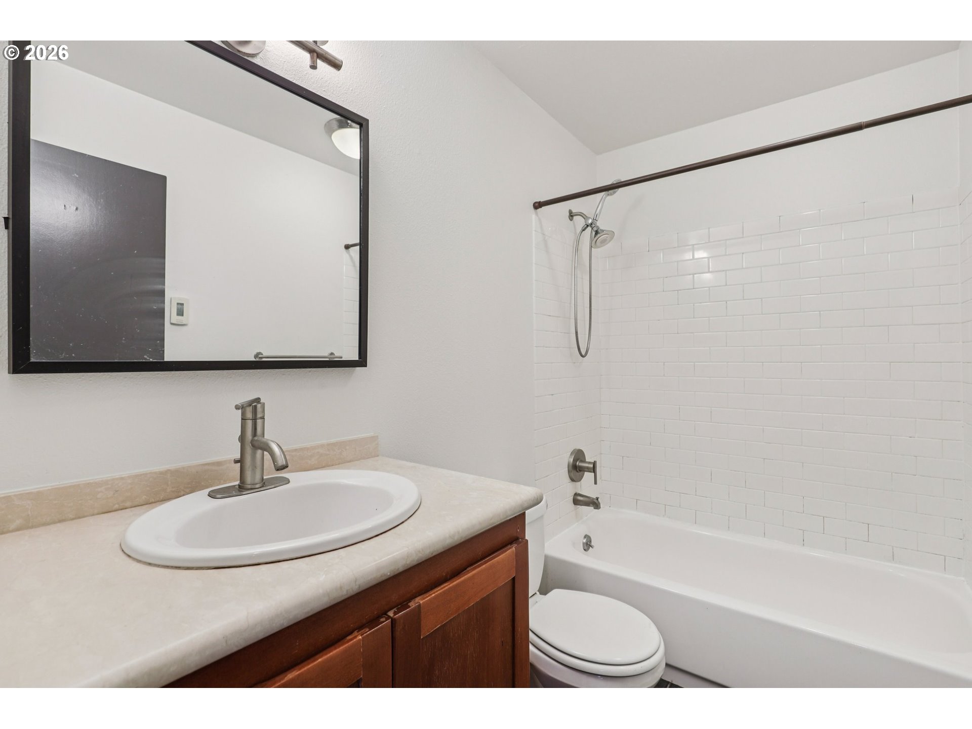 2301 Southeast Caruthers Street Portland, OR 97214 - Photo 23 of 35