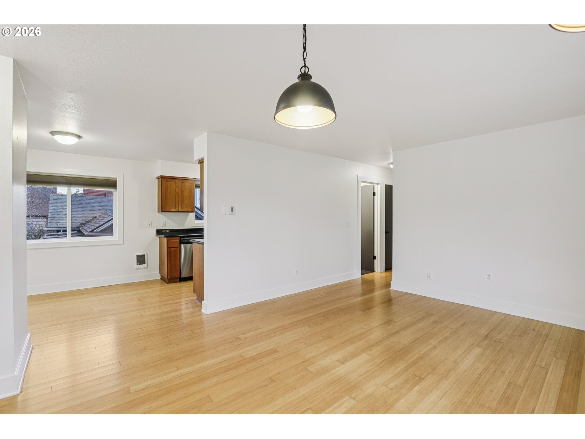 2301 Southeast Caruthers Street Portland, OR 97214 - Photo 5 of 35