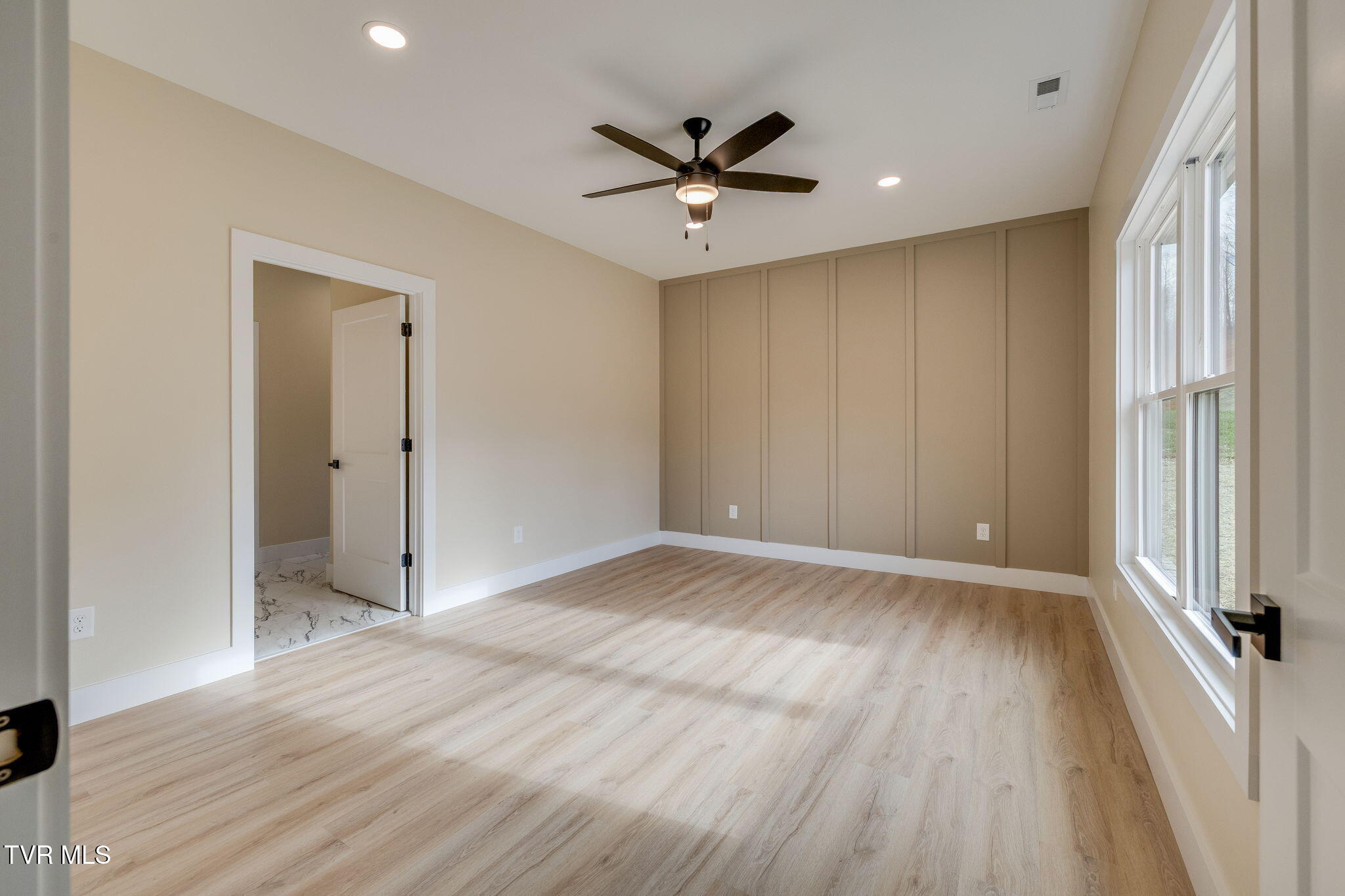 488 Middays Rest Jonesborough, TN 37659 - Photo 18 of 37 017