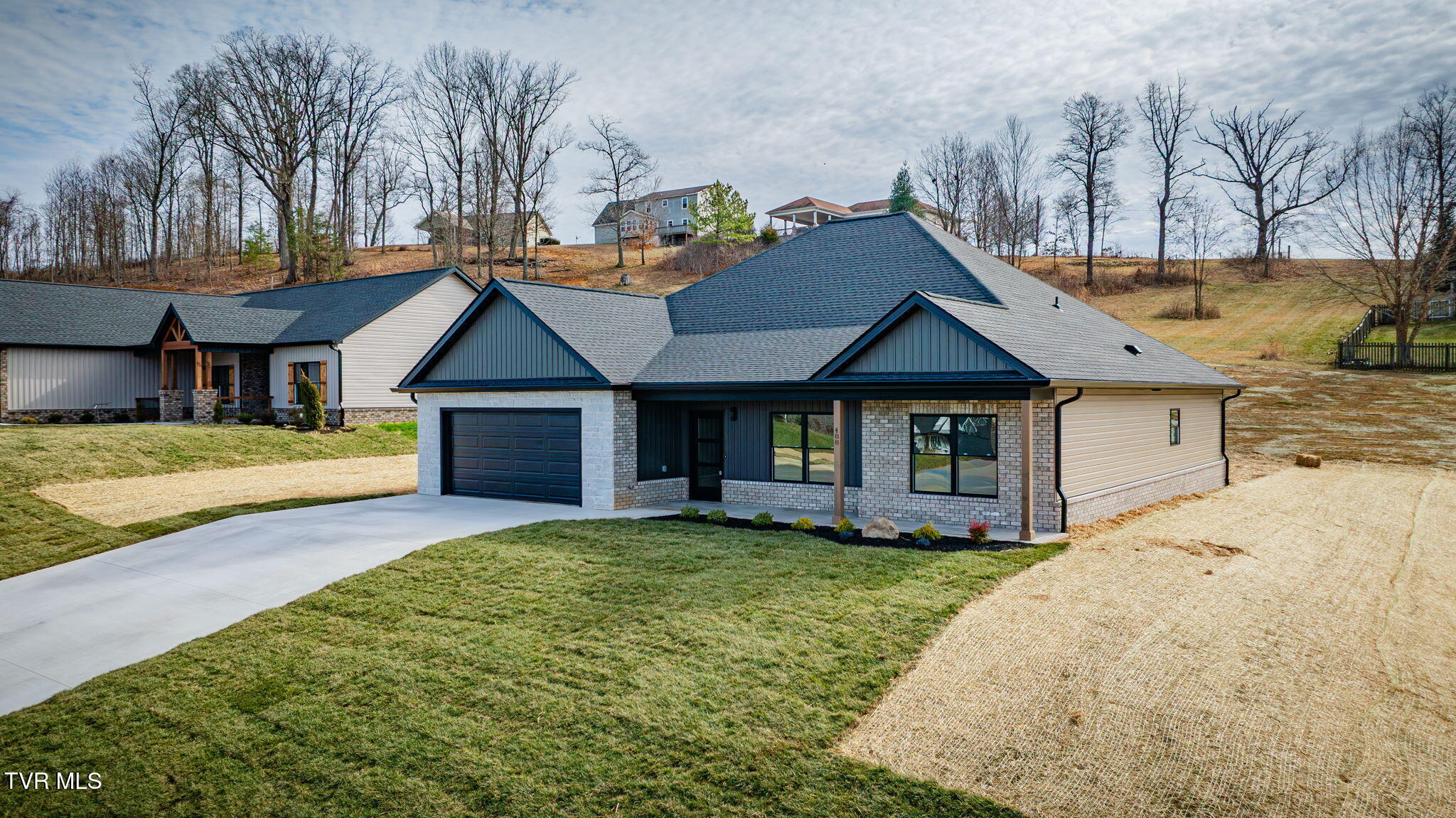 488 Middays Rest Jonesborough, TN 37659 - Photo 3 of 37 002