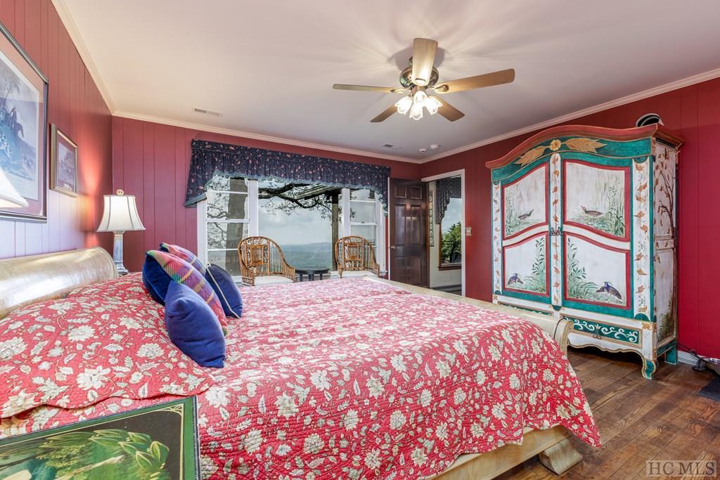 742 Klein Road Highlands, NC 28741 - Photo 11 of 51 Gallery Image 11