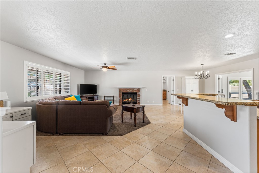 16311 Nosoni Road Apple Valley, CA 92307 - Photo 14 of 44