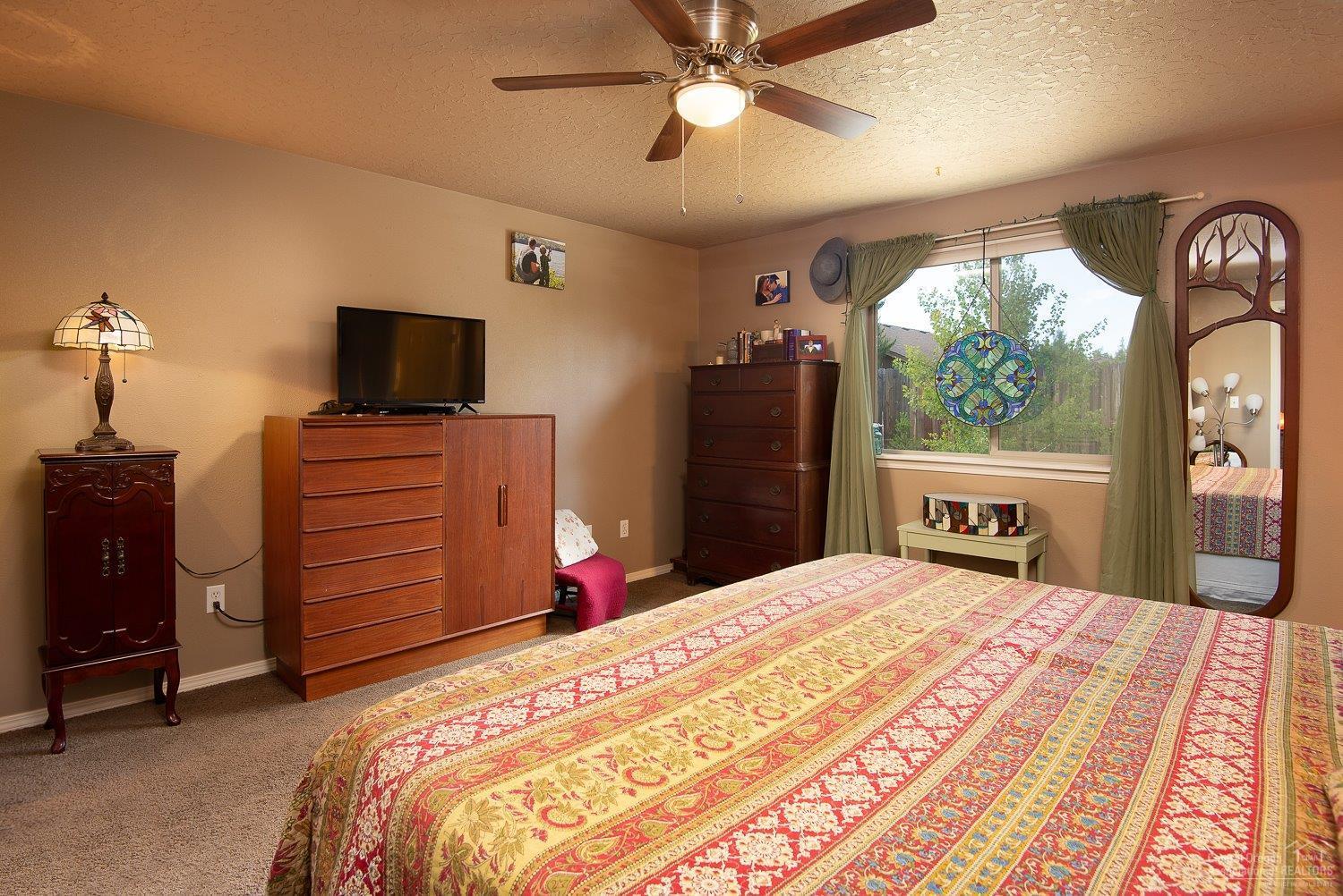 16438 Riley Drive La Pine, OR 97739 - Photo 12 of 18 Gallery Image 12