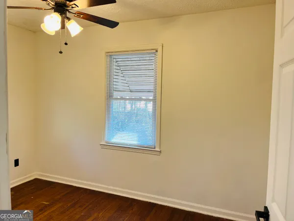 $1,095 | 50 Lone Oak Street, Grantville, GA 30220