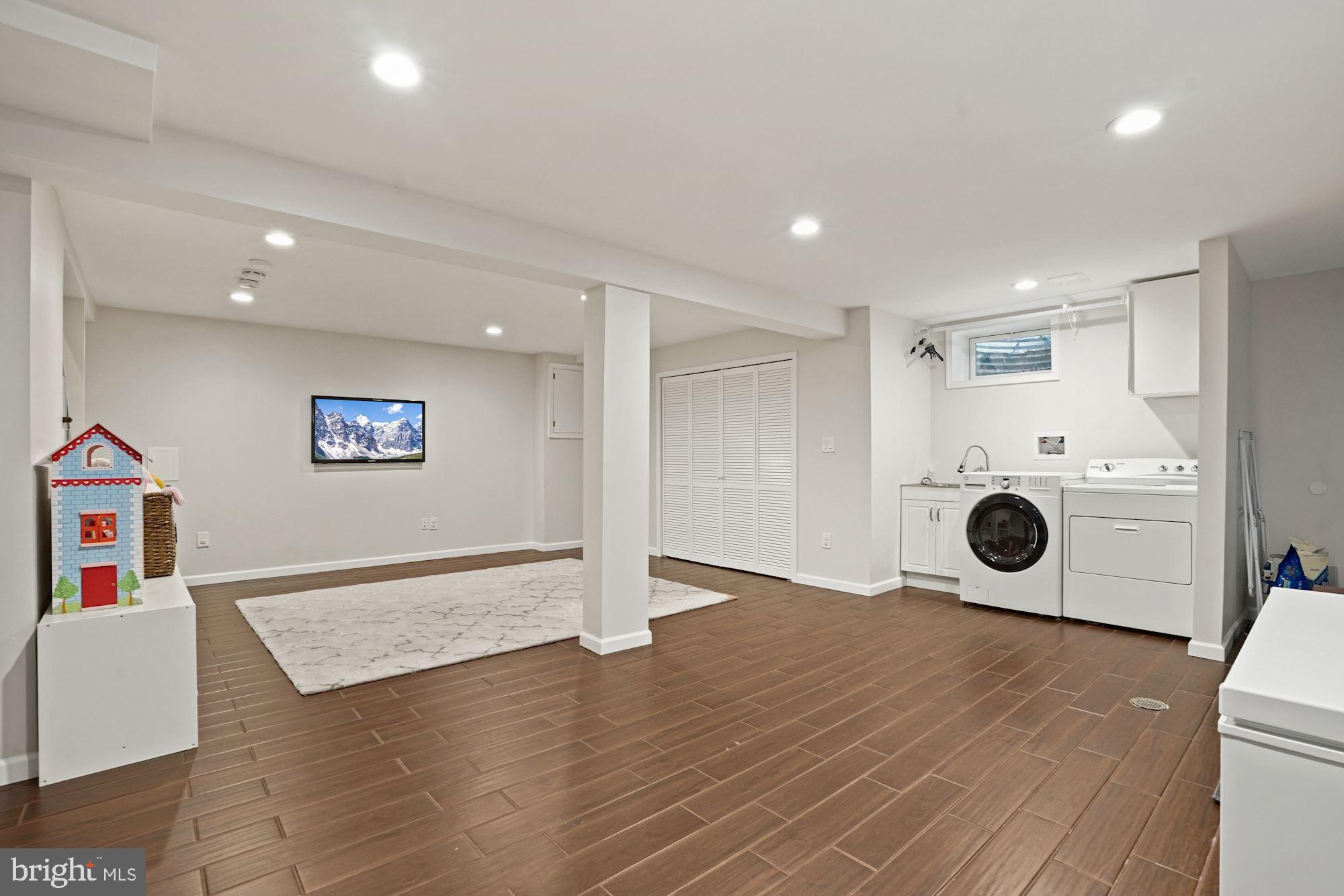 9813 Belhaven Road Bethesda, MD 20817 - Photo 23 of 31 Gallery Image 23
