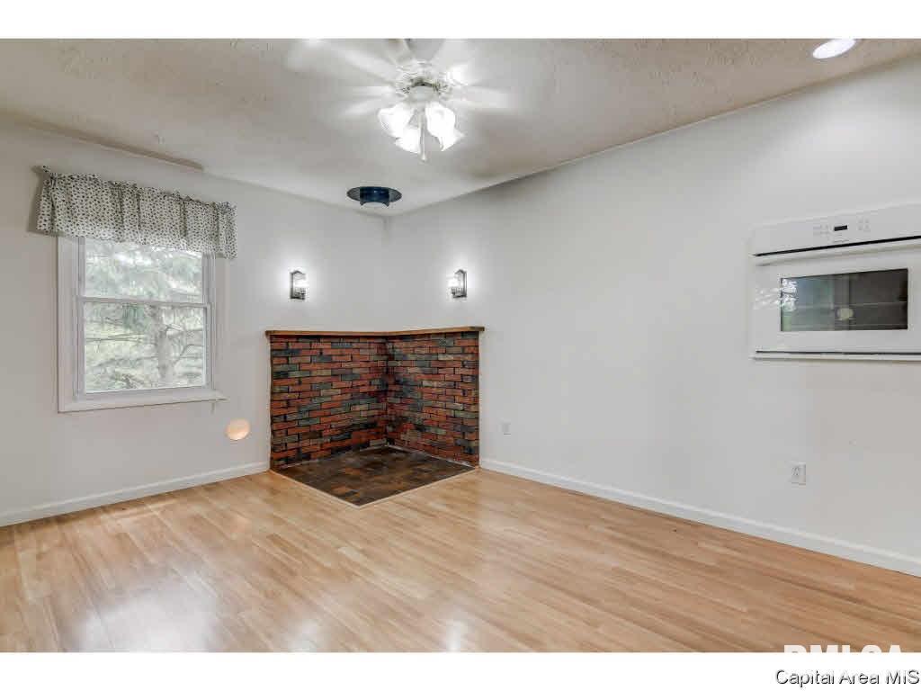 3742 Brickler Road Springfield, IL 62707 - Photo 12 of 36