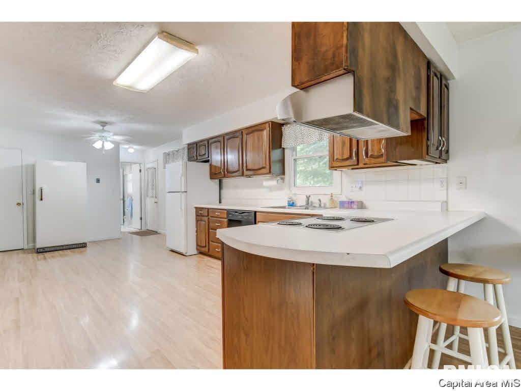 3742 Brickler Road Springfield, IL 62707 - Photo 6 of 36