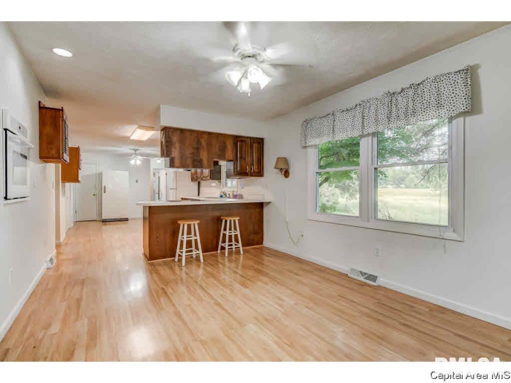 3742 Brickler Road Springfield, IL 62707 - Photo 10 of 36