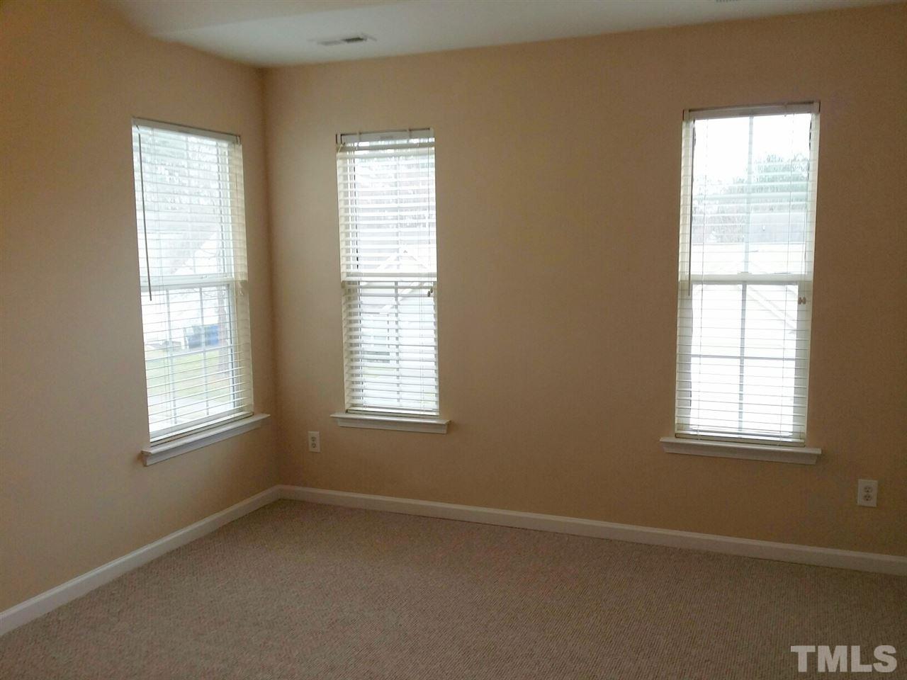709 Hanska Way Raleigh, NC 27610 - Photo 7 of 11 Gallery Image 7
