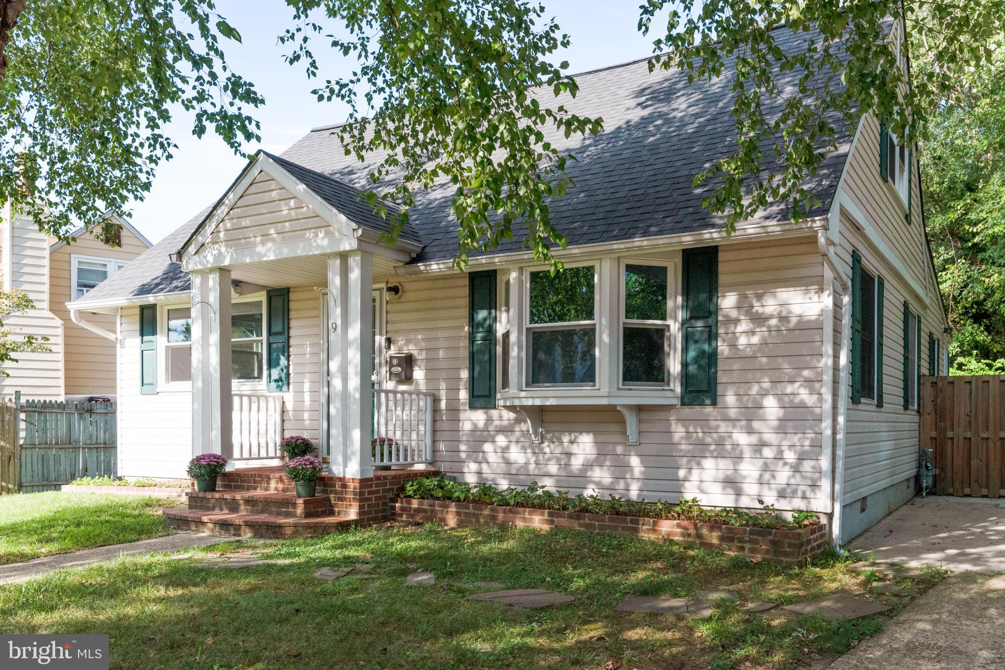 9 Dogwood Road Annapolis, MD 21403 - Photo 2 of 42