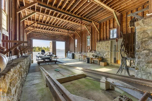 $4,800,000 | 127 Barber Lane, Westport, NY 12993