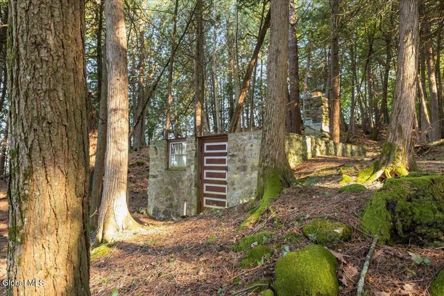 $4,800,000 | 127 Barber Lane, Westport, NY 12993