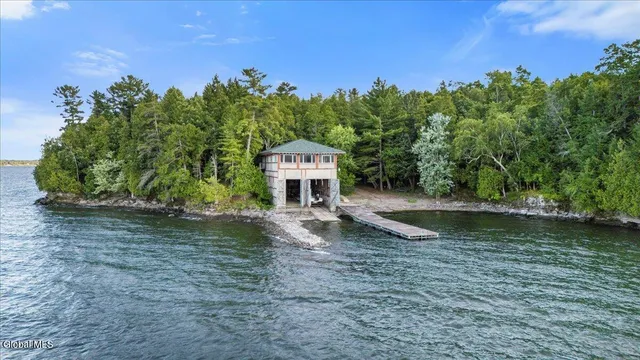 $4,800,000 | 127 Barber Lane, Westport, NY 12993