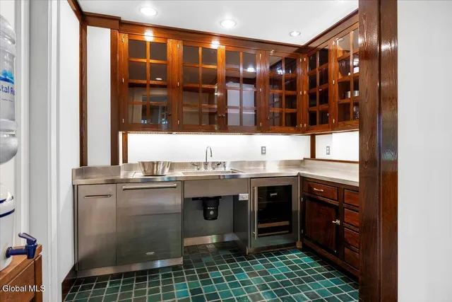 $4,800,000 | 127 Barber Lane, Westport, NY 12993