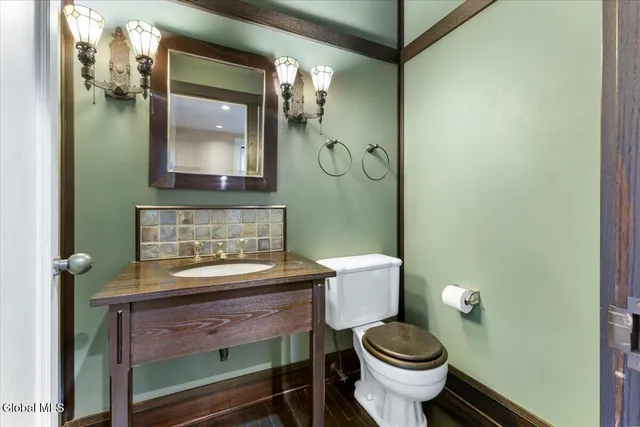 $4,800,000 | 127 Barber Lane, Westport, NY 12993