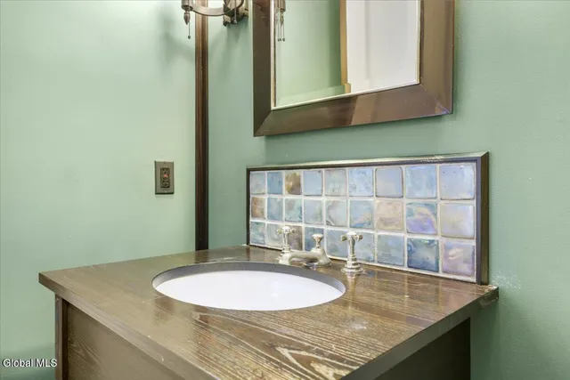 $4,800,000 | 127 Barber Lane, Westport, NY 12993