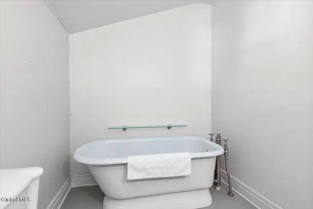 $4,800,000 | 127 Barber Lane, Westport, NY 12993