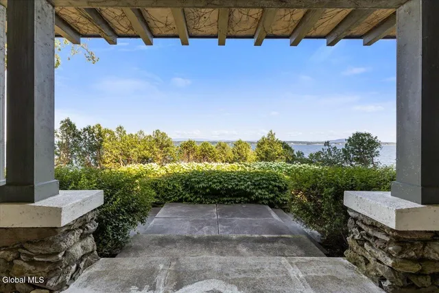 $4,800,000 | 127 Barber Lane, Westport, NY 12993