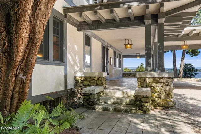 $4,800,000 | 127 Barber Lane, Westport, NY 12993