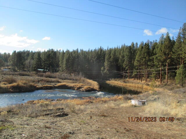 11212 Sprague River Road Chiloquin, OR 97624 - Photo 10 of 18 Rjiver view