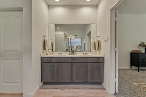 $330,000 | 1080 Clearwood Drive, Montgomery, TX 77316