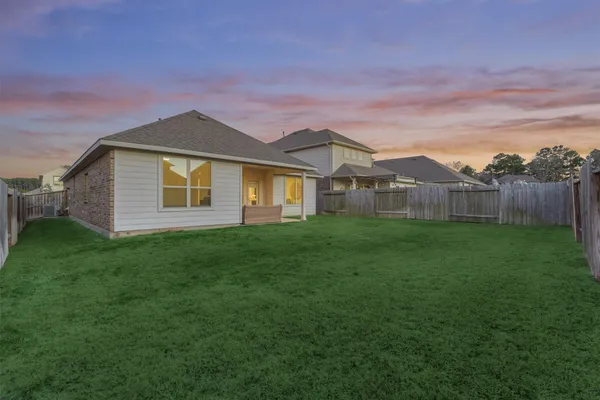 $330,000 | 1080 Clearwood Drive, Montgomery, TX 77316