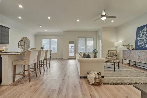 $330,000 | 1080 Clearwood Drive, Montgomery, TX 77316