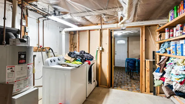 $199,000 | 157 Belgrade Road, Manchester, ME 04351