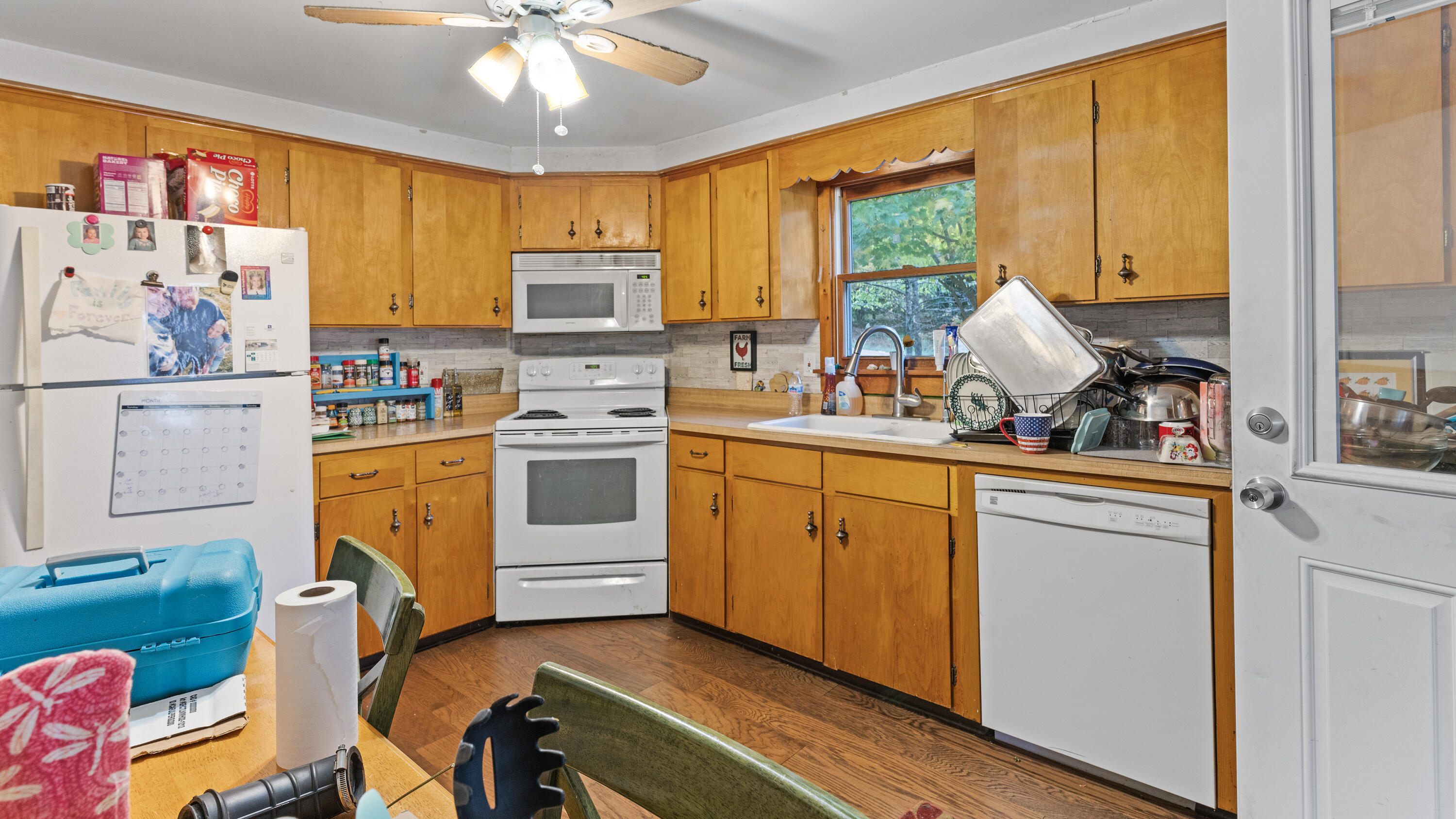 157 Belgrade Road Manchester, ME 04351 - Photo 7 of 21 DSC01420