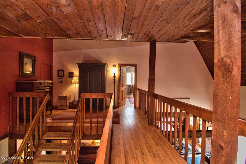 465 Pensyl Creek Road Stroudsburg, PA 18360 - Photo 38 of 80 a view of entryway with wooden floor