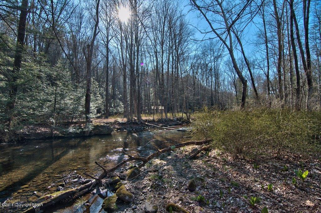 465 Pensyl Creek Road Stroudsburg, PA 18360 - Photo 49 of 80 Exterior View 09