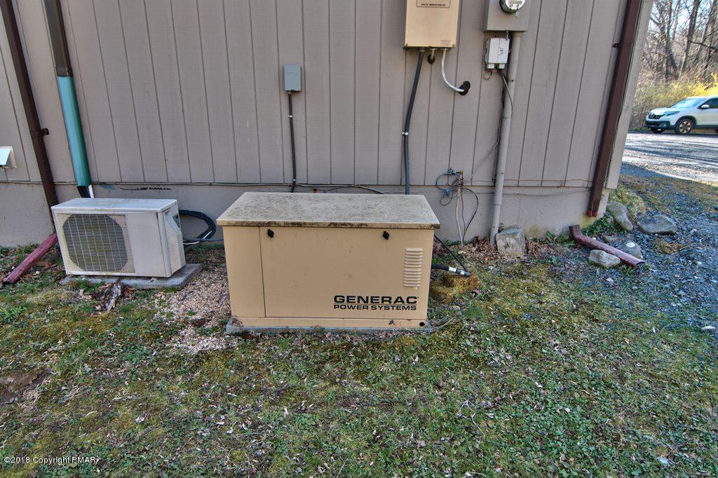 465 Pensyl Creek Road Stroudsburg, PA 18360 - Photo 64 of 80 Exterior View 25