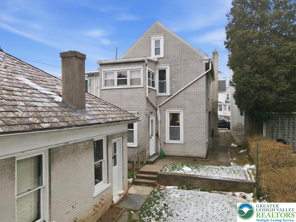 717 High Street Bethlehem, PA 18018 - Photo 29 of 35