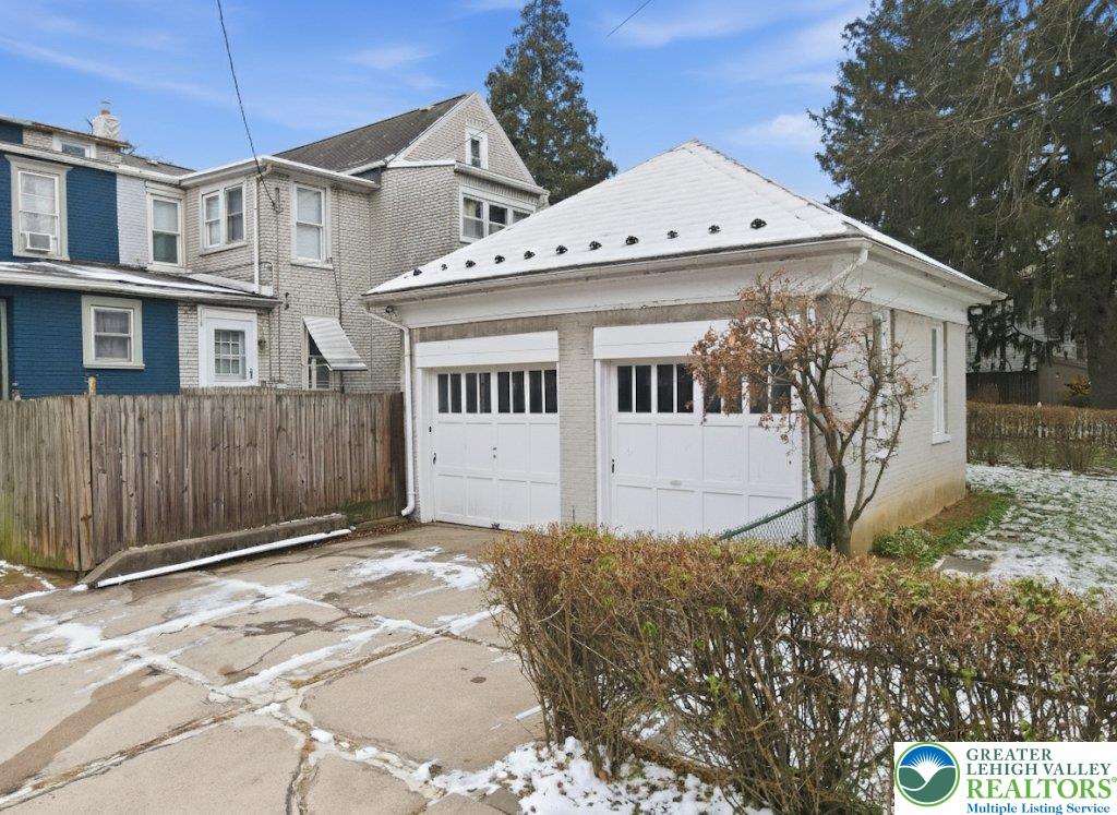 717 High Street Bethlehem, PA 18018 - Photo 31 of 35