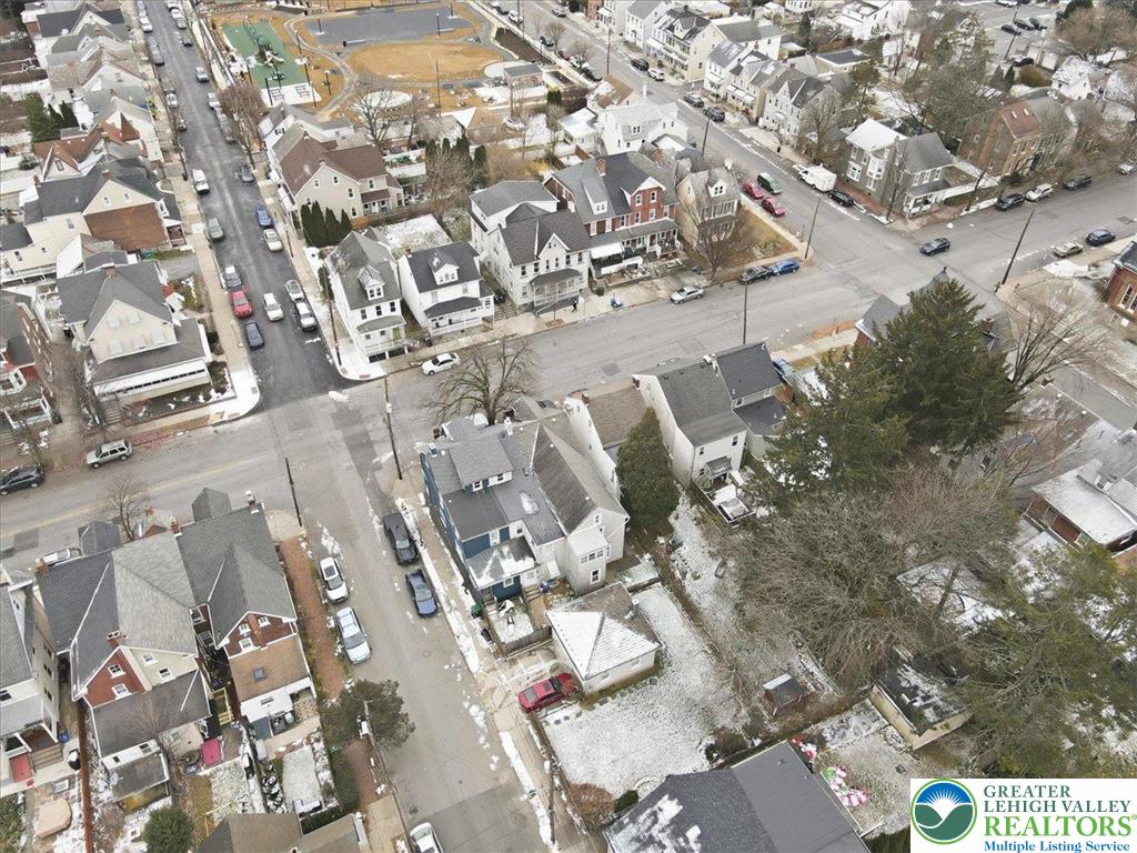 717 High Street Bethlehem, PA 18018 - Photo 32 of 35