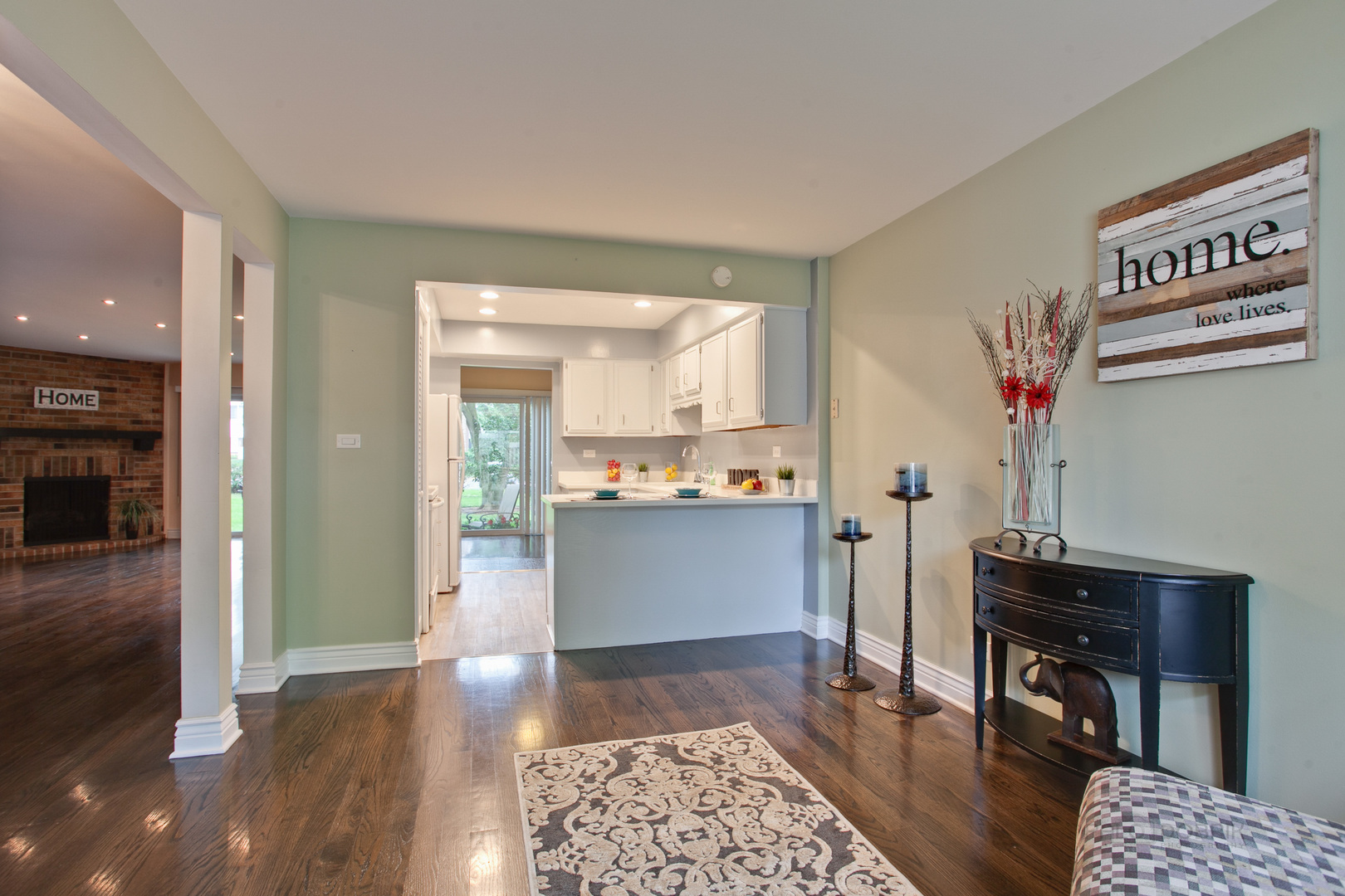 220 West Hanover Place Mount Prospect, IL 60056 - Photo 8 of 21