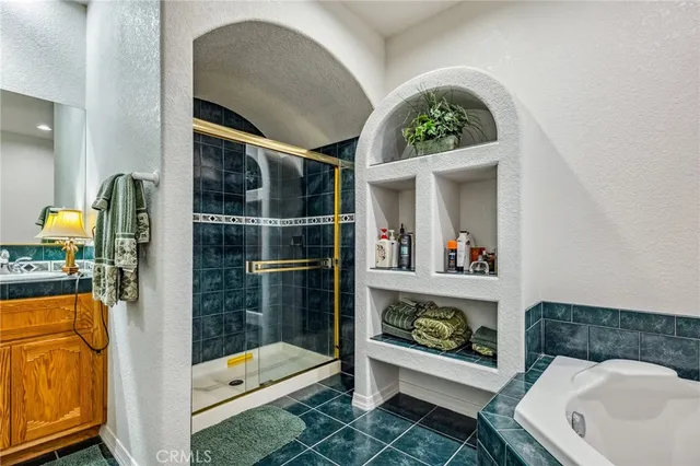 $4,900,000 | 3670 Riverview Terrace, Needles, CA 92363