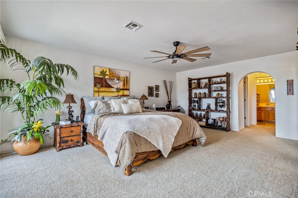 3670 Riverview Terrace Needles, CA 92363 - Photo 62 of 74 Primary Suite in guest house