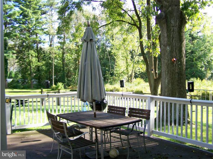 101 Chapel Hill Road Sinking Spring, PA 19608 - Photo 14 of 25 Deck