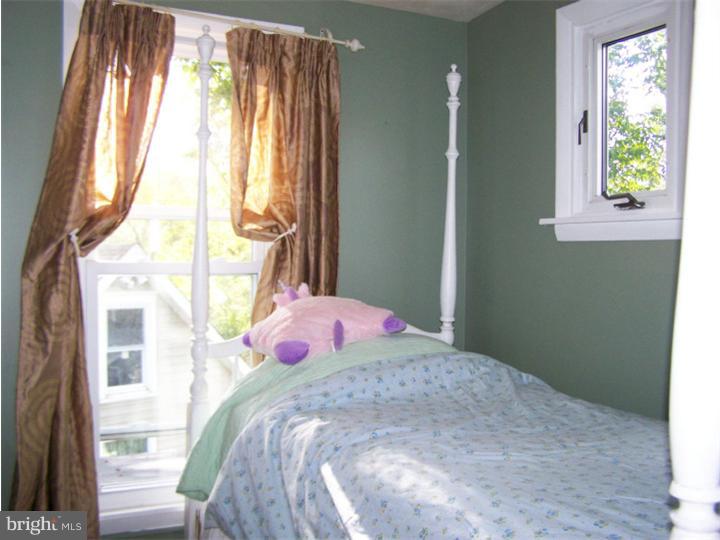 101 Chapel Hill Road Sinking Spring, PA 19608 - Photo 18 of 25 Bedroom 3
