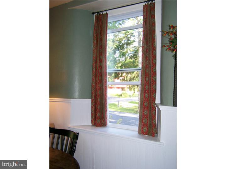 101 Chapel Hill Road Sinking Spring, PA 19608 - Photo 5 of 25 Dining Room