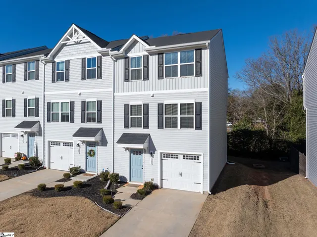 $244,450 | 109 Brooklane Court, Easley, SC 29642