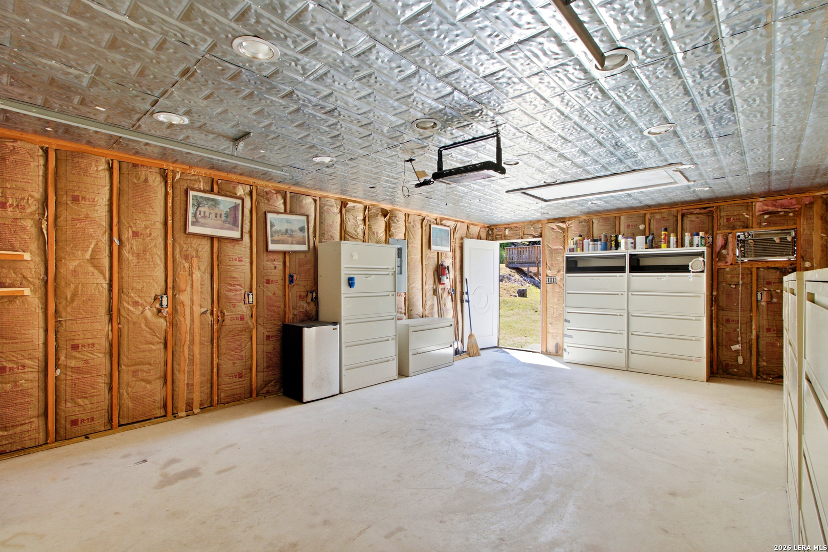 1501 Spring Road Pipe Creek, TX 78063 - Photo 43 of 68 Gallery Image 43
