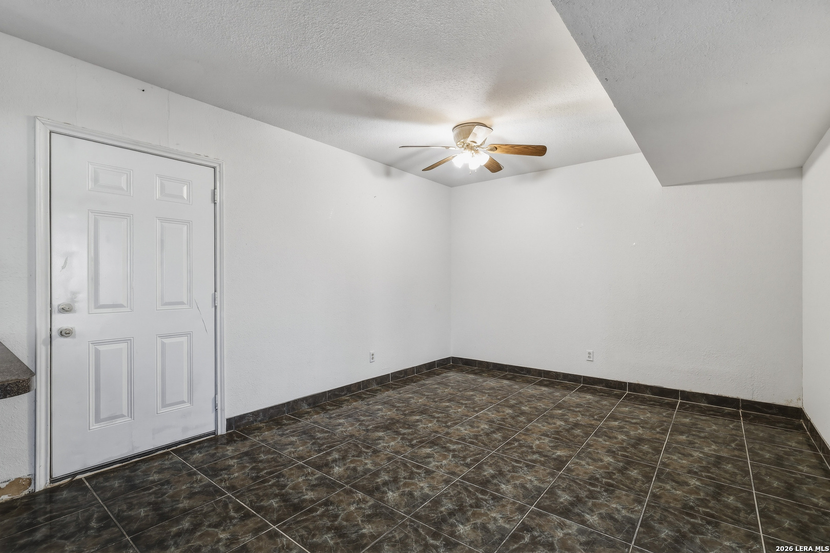 17896 Pleasanton Road San Antonio, TX 78221 - Photo 6 of 49